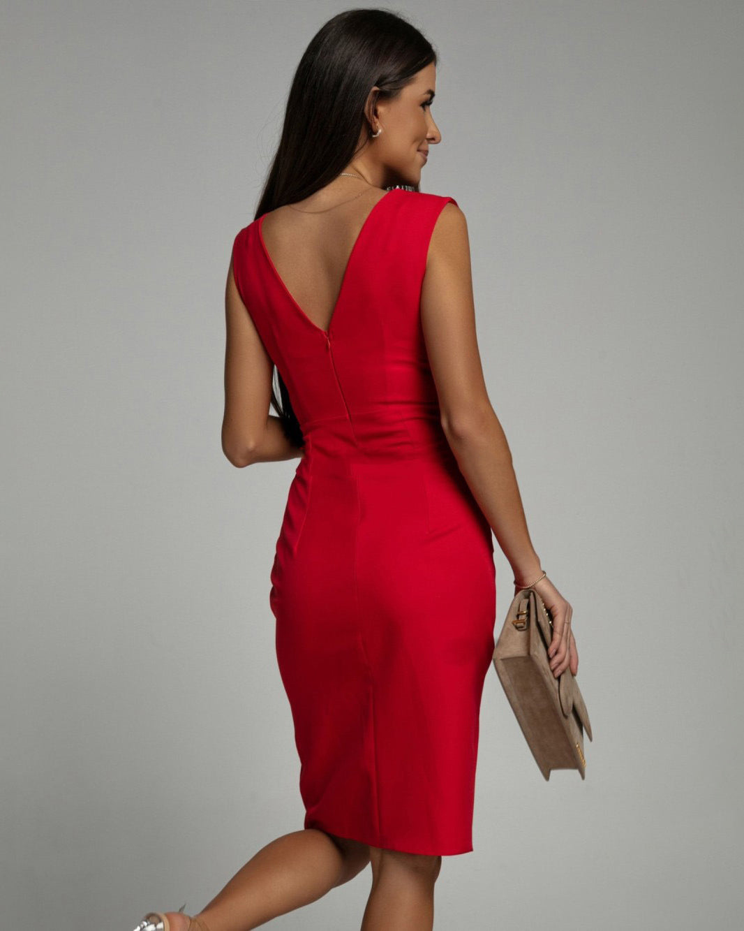 Valenora™ | 2025 – Sculpted Grace Midi Dress