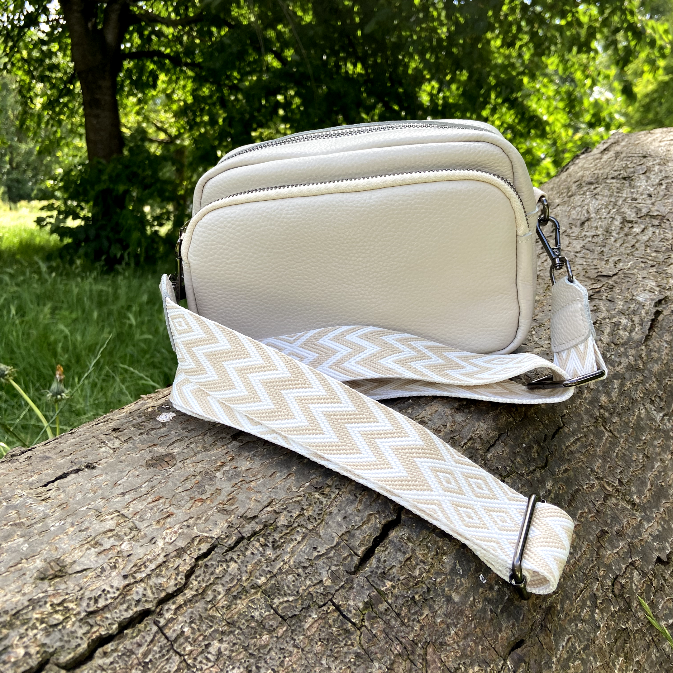 Elara™ | 2025 Luxe Leather Crossbody Bag