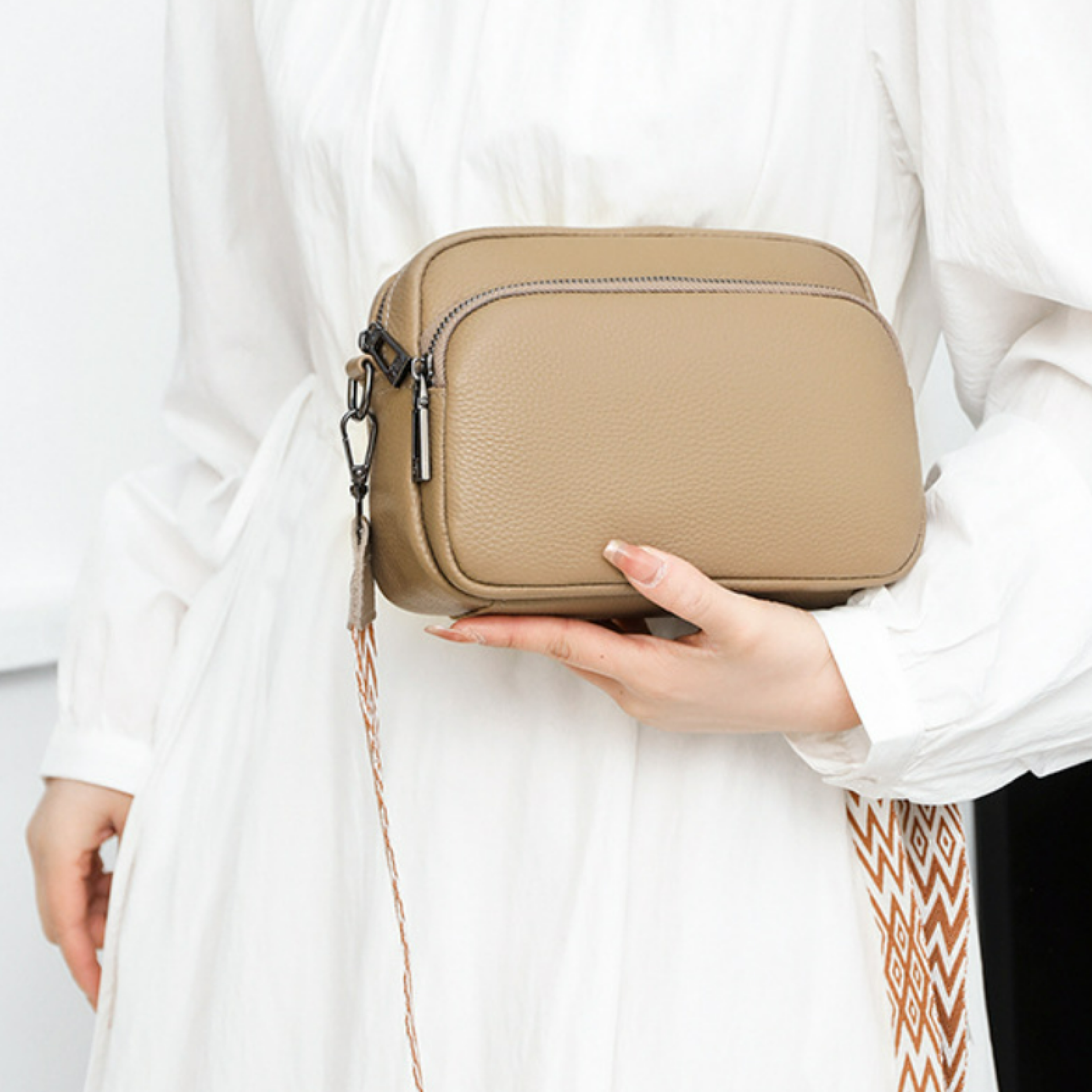 Elara™ | 2025 Luxe Leather Crossbody Bag