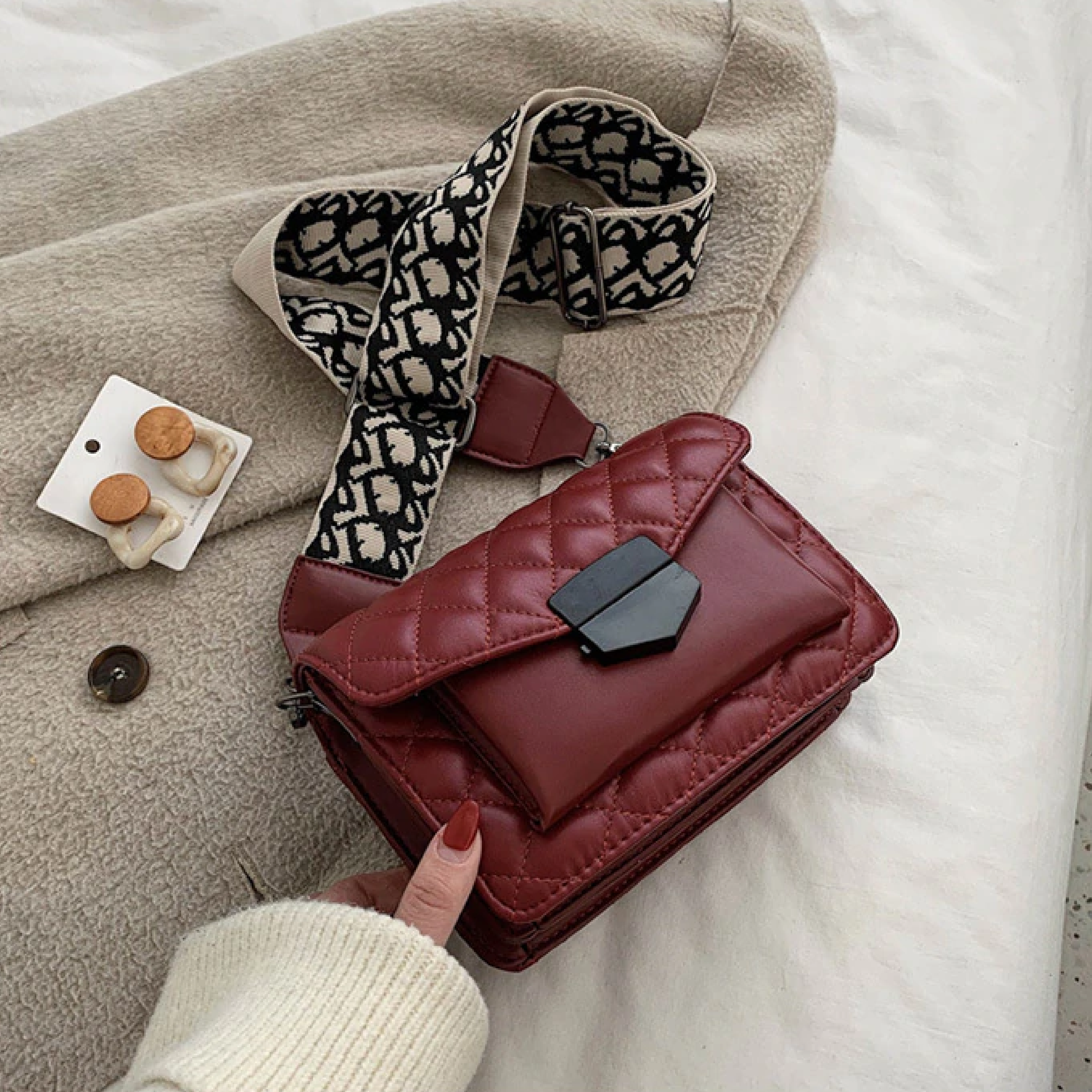 Aurisa™ | 2025 – Racheal Luxe