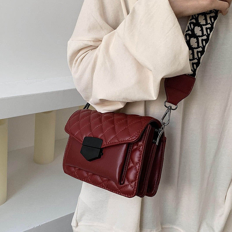 Aurisa™ | 2025 – Racheal Luxe