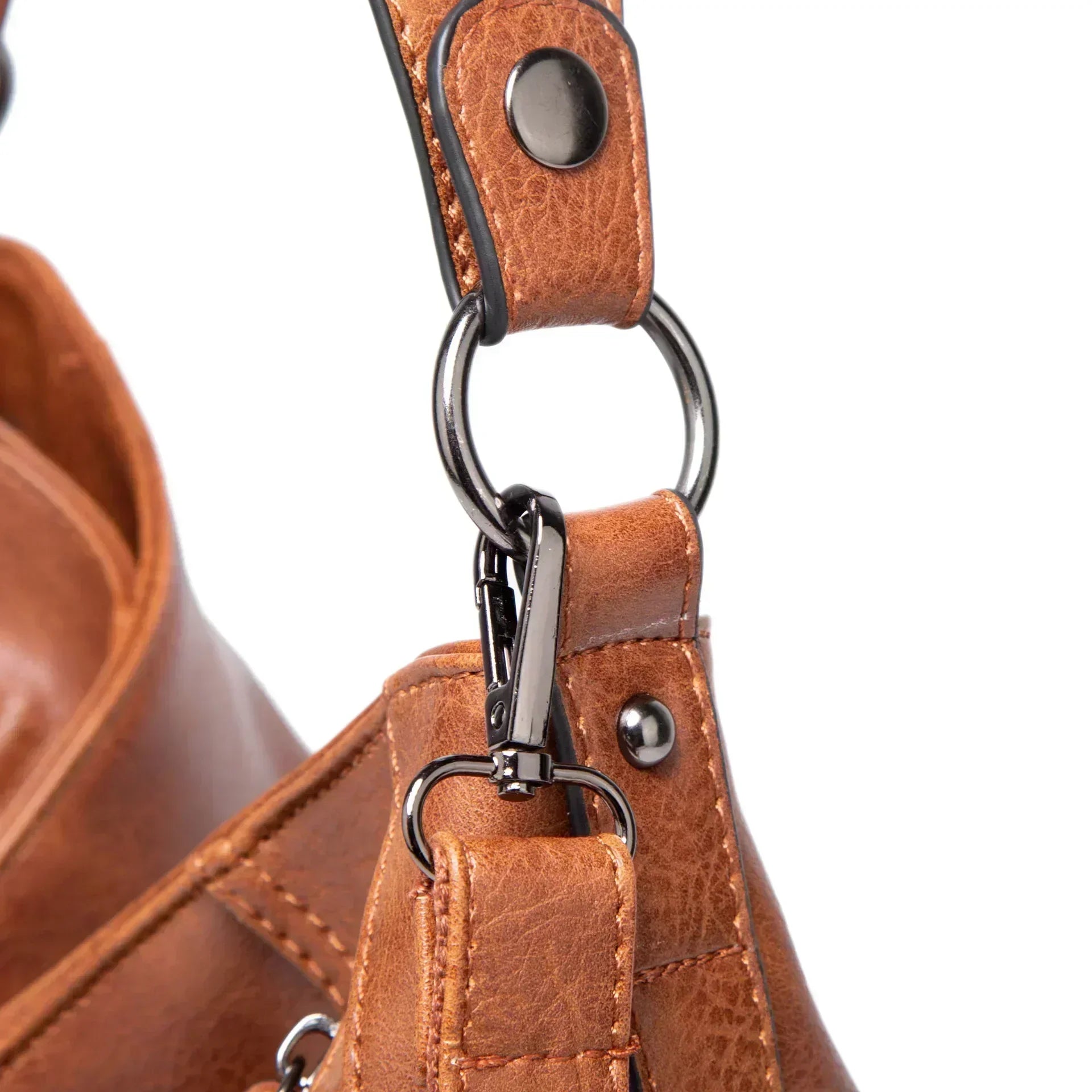 Ravelle™ | 2025 – Priscilla Carry