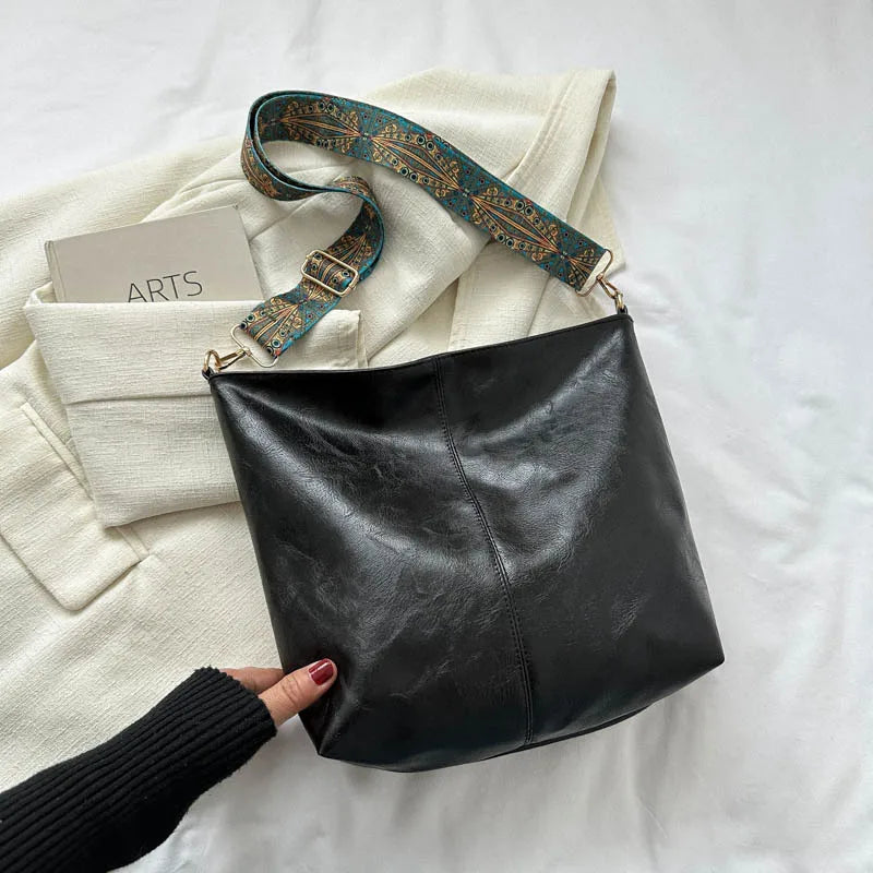 Aurelle™ | 2025 – Chestnut Fold
