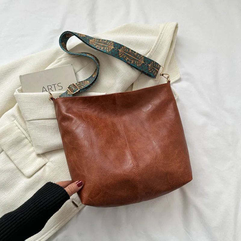 Aurelle™ | 2025 – Chestnut Fold