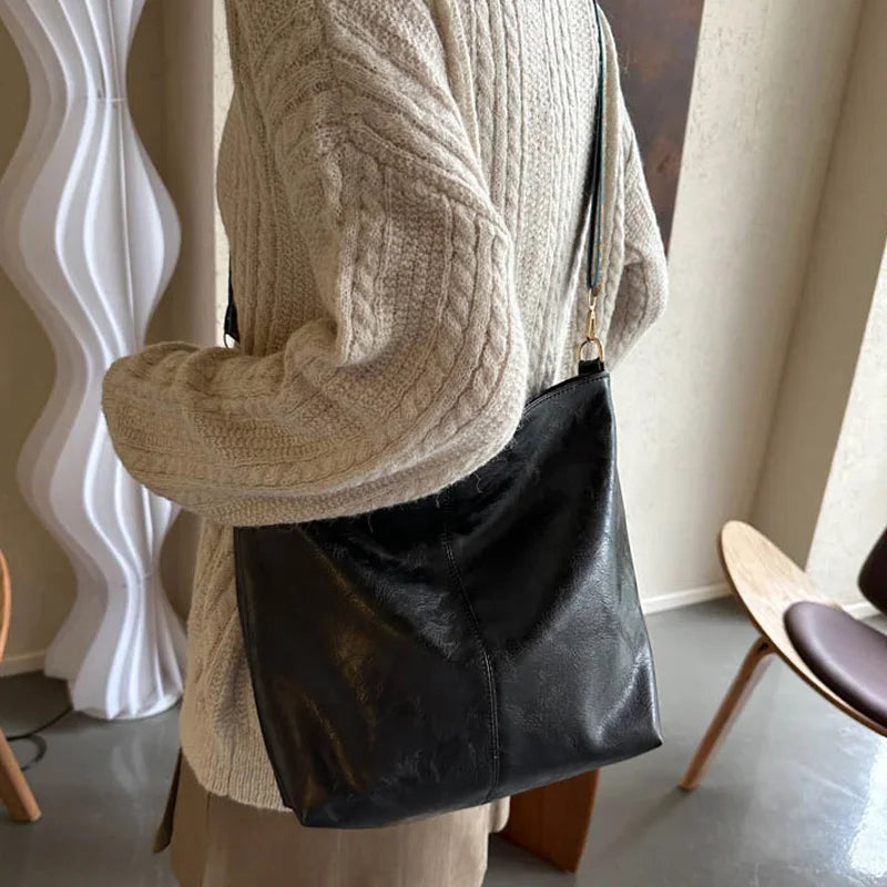Aurelle™ | 2025 – Chestnut Fold